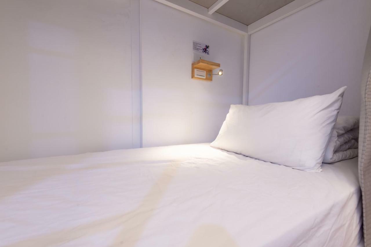 May Rooms Taipei Main Station Экстерьер фото